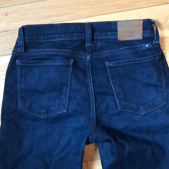 Lucky Brand Dark Wash Brooke Skinny Jean! - Picture 3 of 3